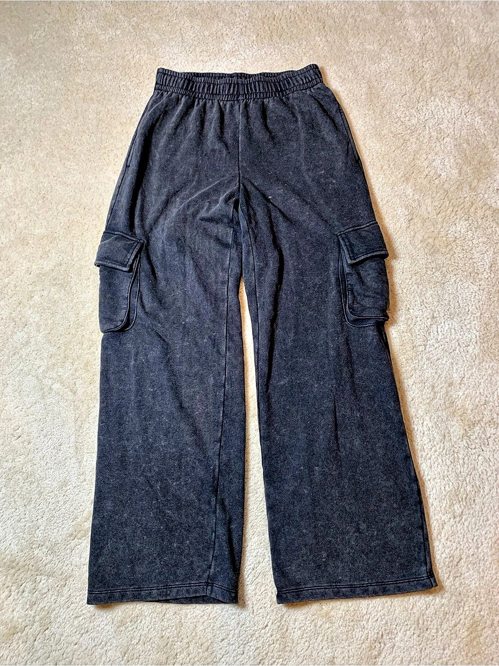 Wild Fable Wide Leg Cargo Pants in Black Size Medium